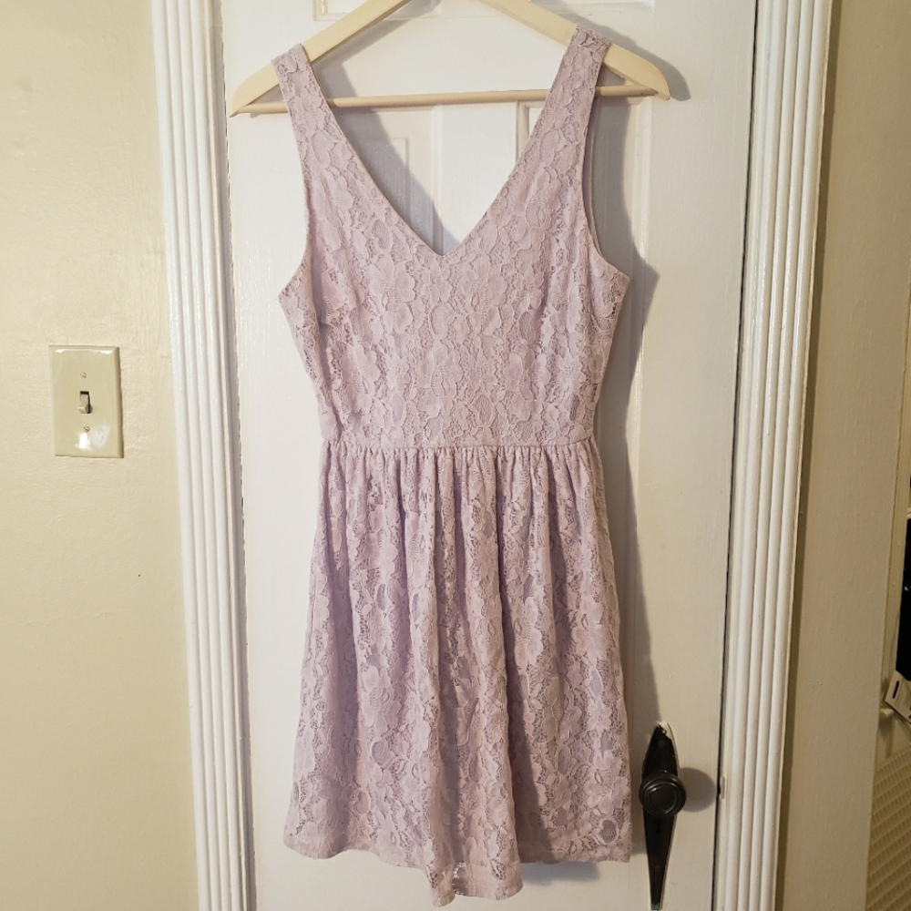 Small light purple Everly lined lace dress